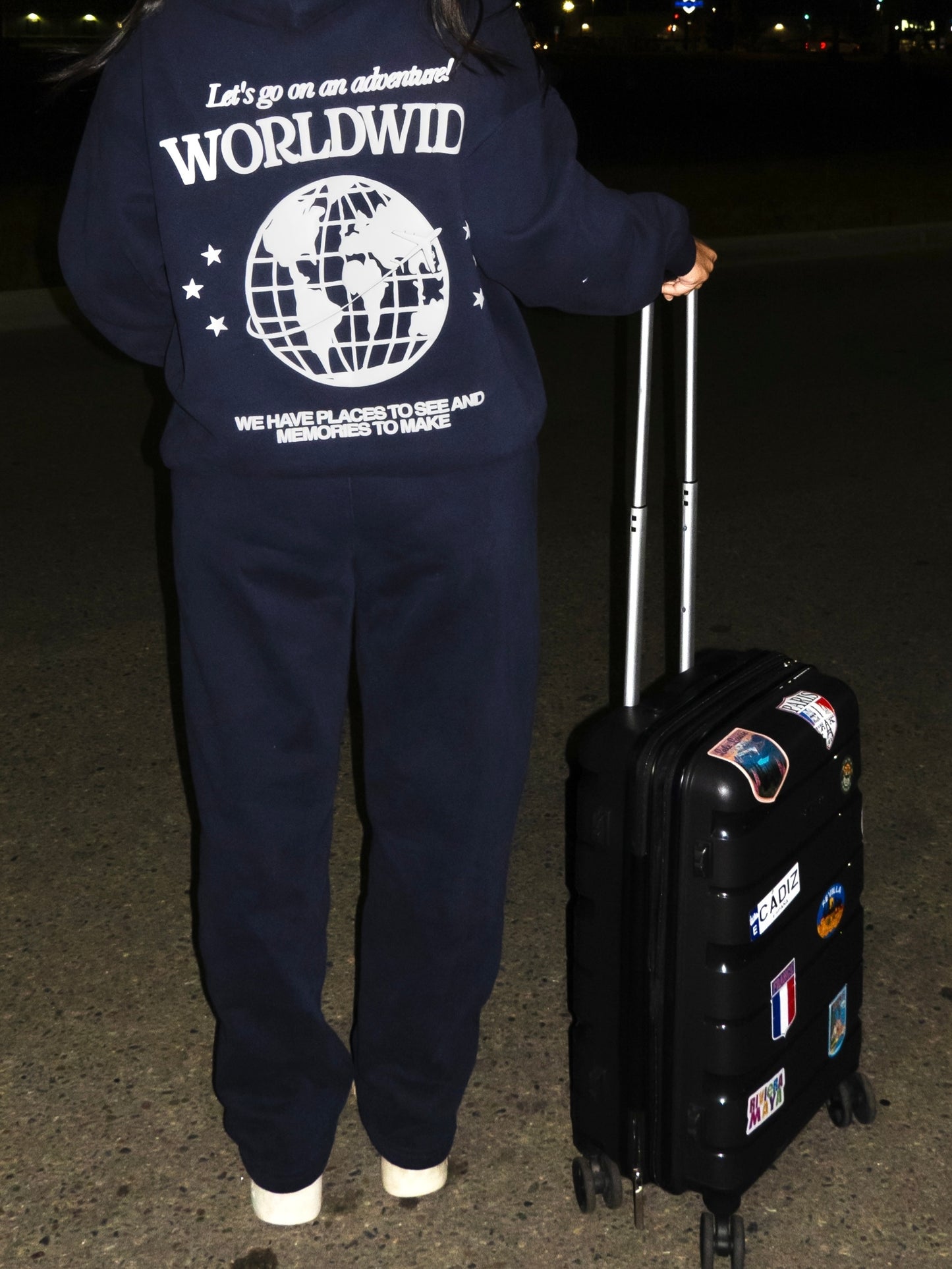 Travel The World Hoodie - Dark Blue Sweatpants