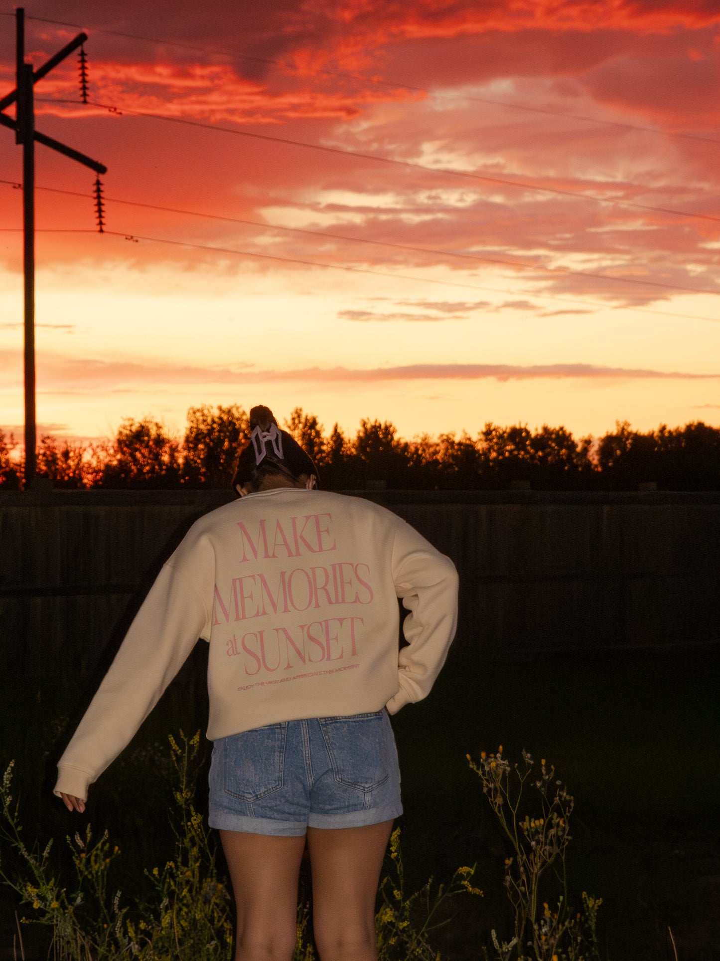 Make Memories Pink Crewneck